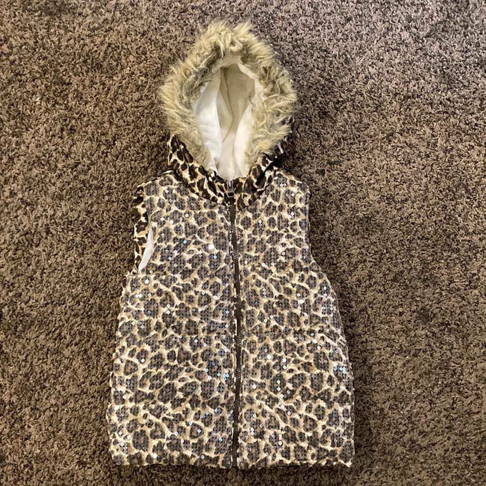 Girls vest.